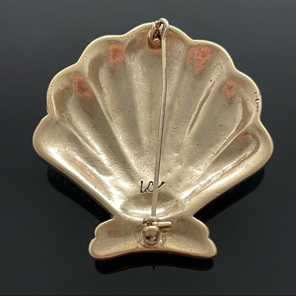 🐚 Gorgeous VTG Shell Brooch with beads - Picture 2 of 2